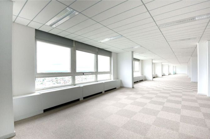 Location bureaux 3301 m² divisibles à partir de 250 m²