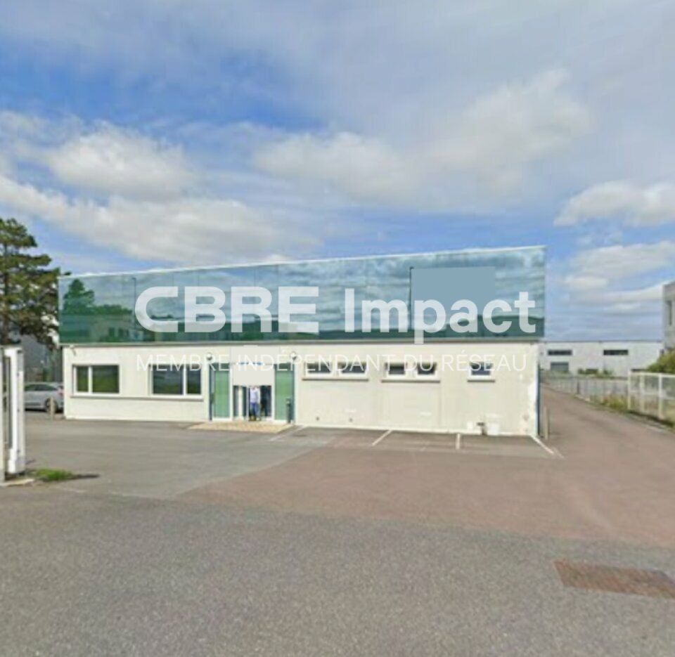 Vente local d''activites 2320 m² non divisibles