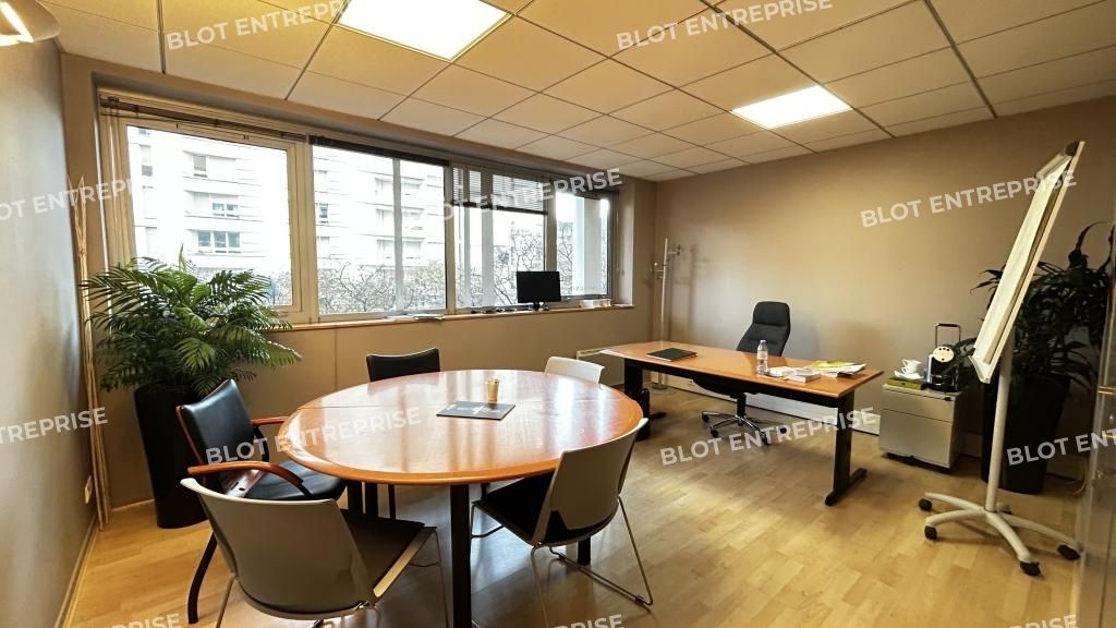 Vente bureaux 274 m² non divisibles