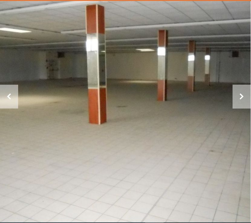 a louer - chalus - local commercial 1 650 m²