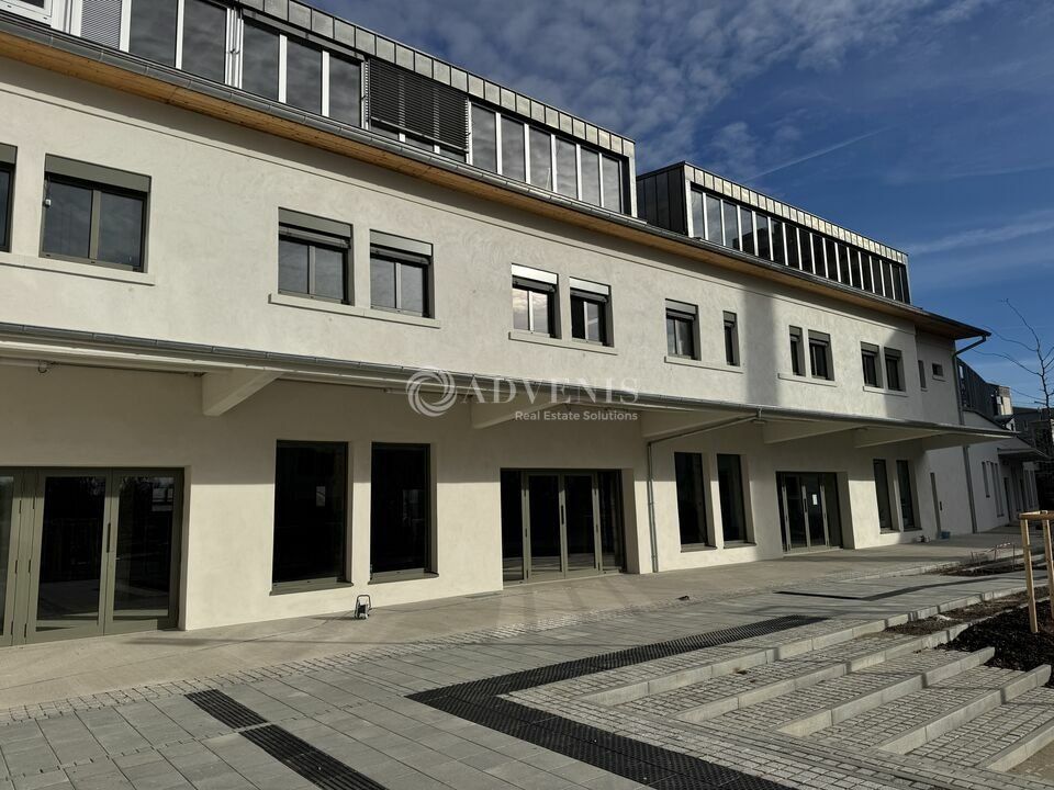 Vente local commercial 318 m² divisibles à partir de 114 m²