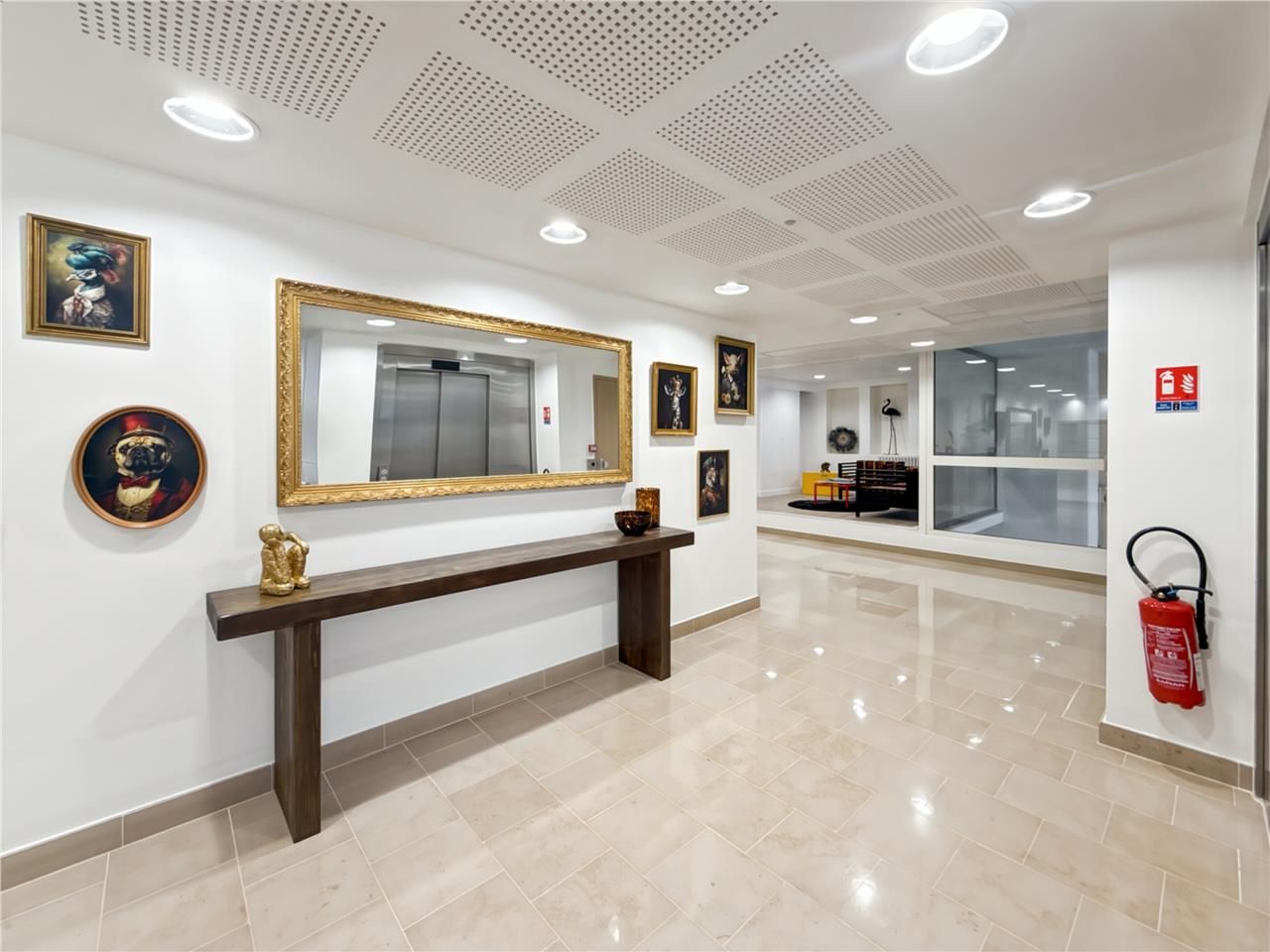 Location bureaux 700 m² non divisibles