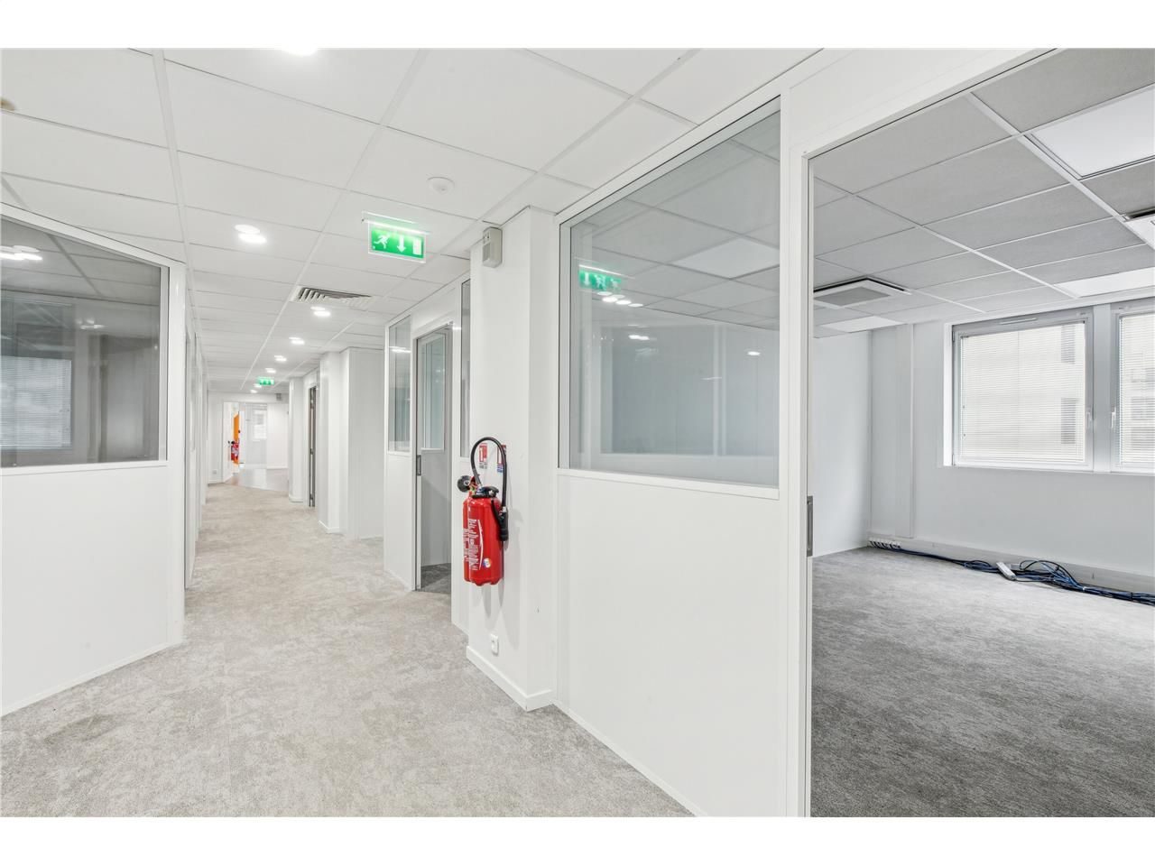 Location bureaux 328 m² non divisibles
