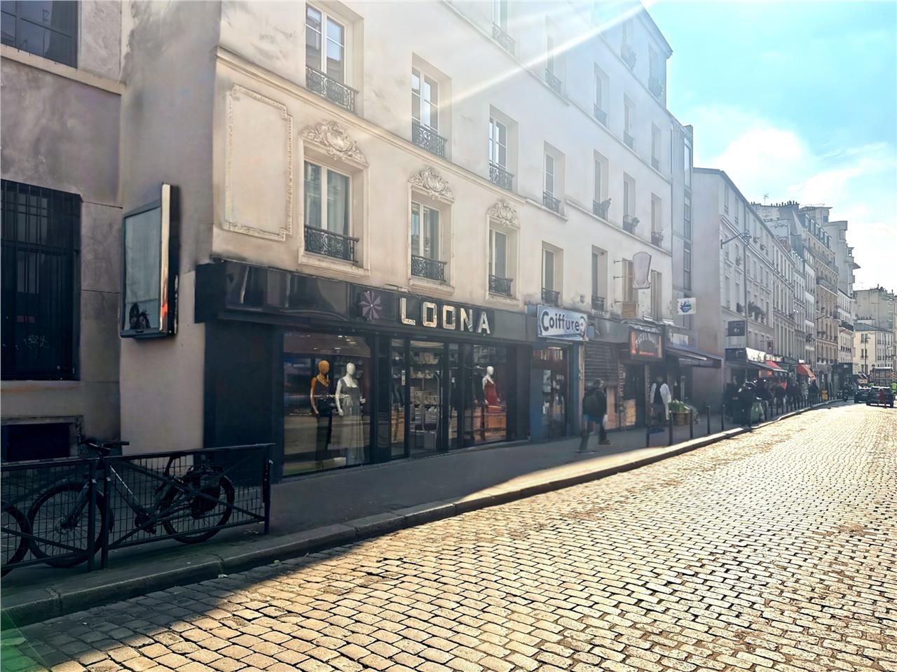 Vente local commercial 331 m² non divisibles