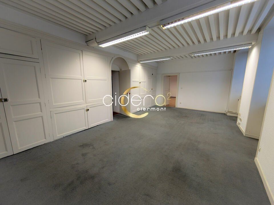 Location bureaux 100 m² non divisibles