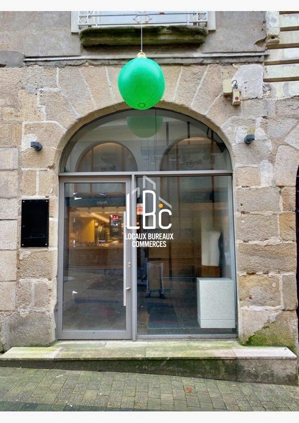 Location local commercial 44.00 m² à Nantes