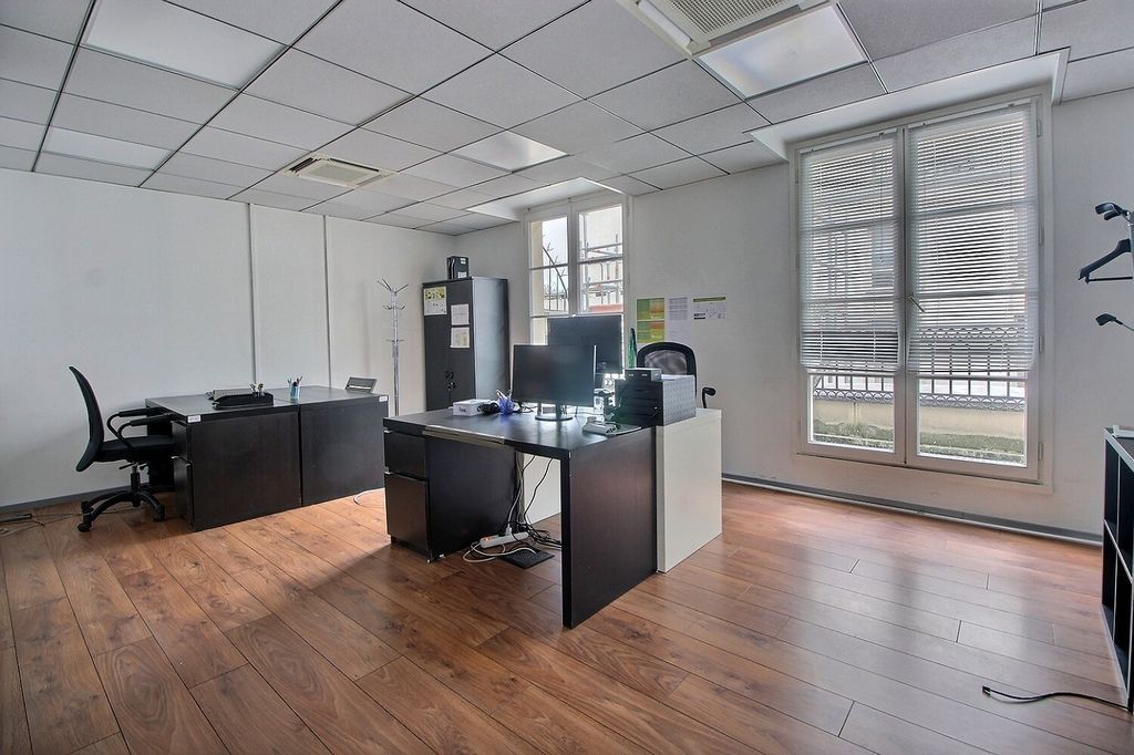 Location bureaux 574 m² divisibles à partir de 174 m²