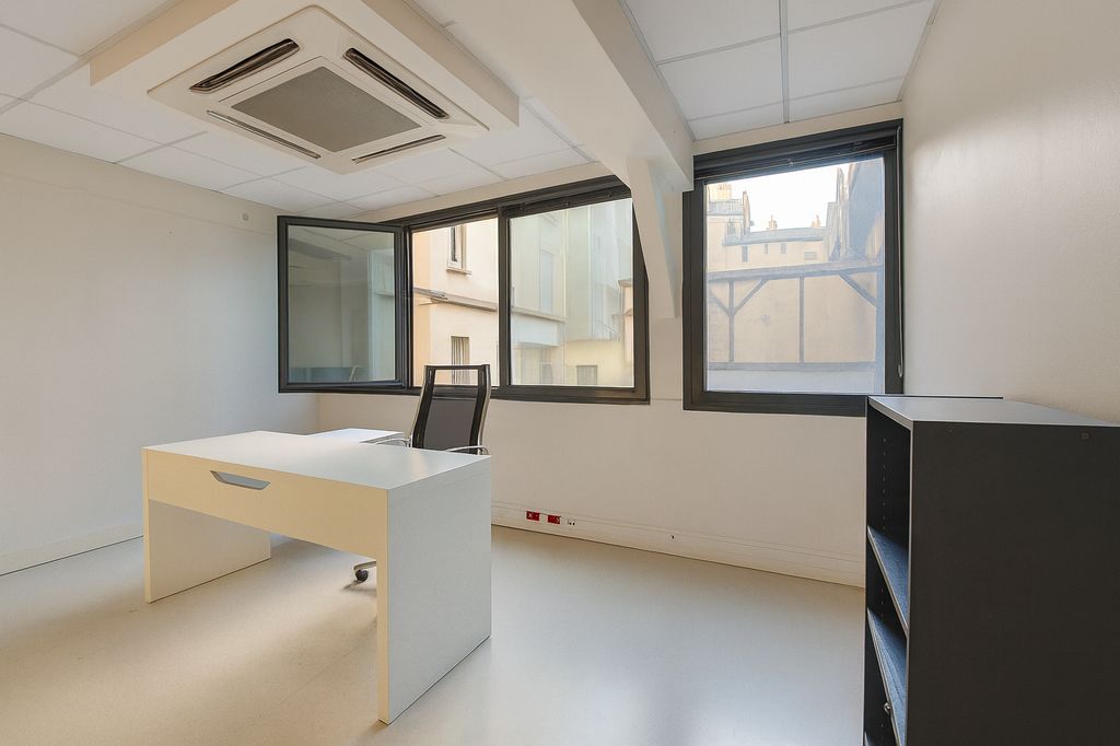 Location bureaux 653 m² non divisibles