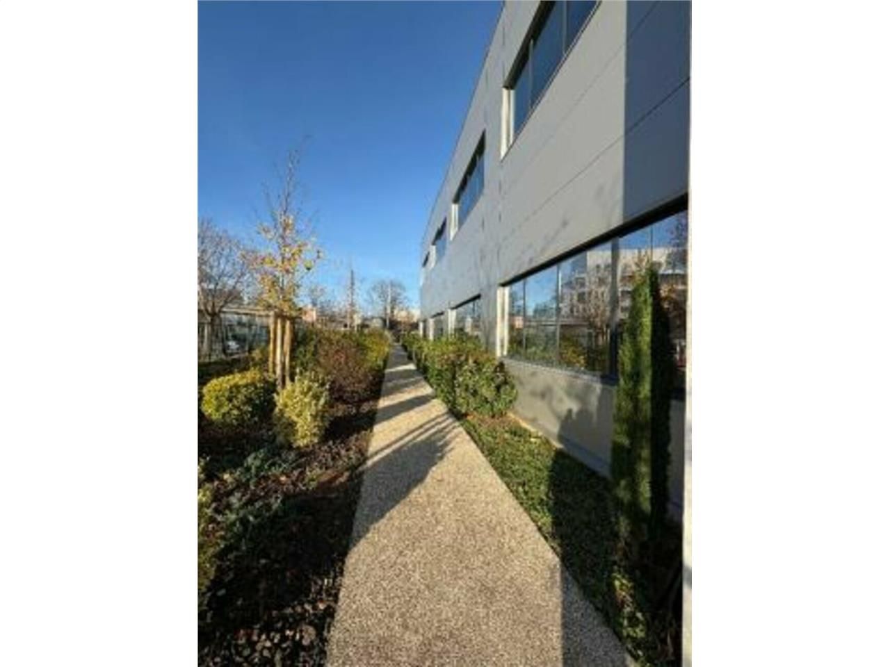 Location bureaux 725 m² divisibles à partir de 153.71 m²