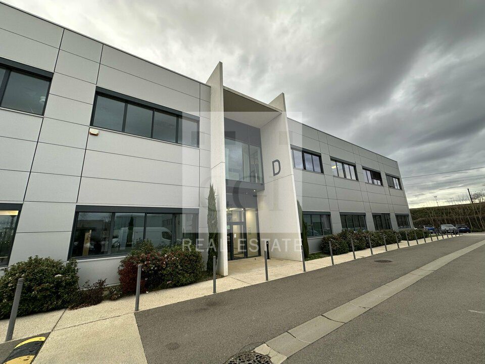 Location bureaux 206.7 m² non divisibles