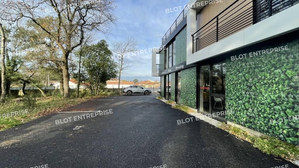 Location bureaux 75 m² non divisibles