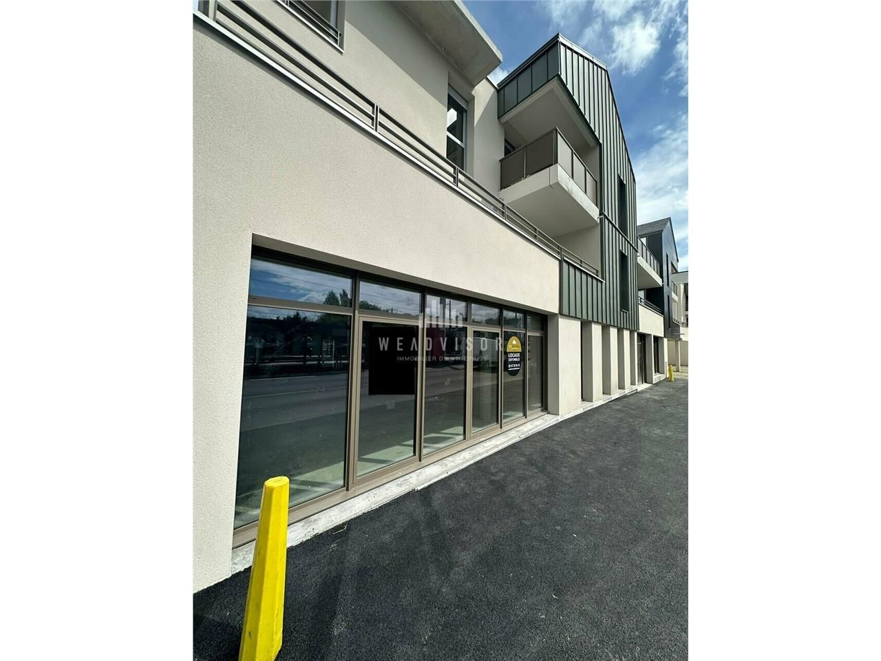 Vente local commercial 460 m² divisibles à partir de 200 m²