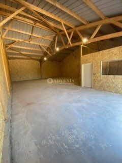 Location bureaux 400 m² non divisibles