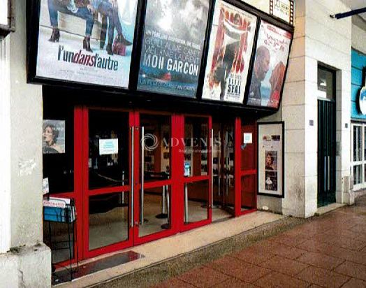 Vente local commercial 718 m² non divisibles