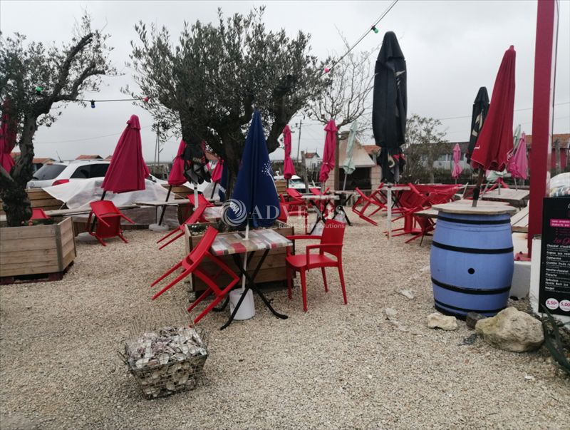 A VENDRE MUR ET FOND DE COMMERCE DE 330 M² ENVIRON