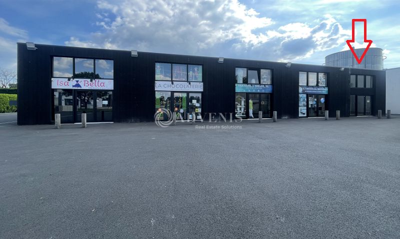 Location local commercial 120 m² non divisibles