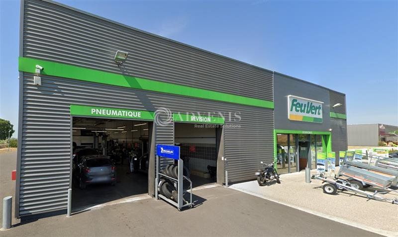 Vente local d''activites 770 m² non divisibles