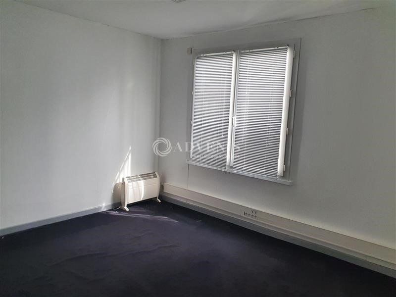 A LOUER LOCAL DE 60 M²