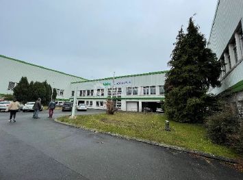 28000 m² pour ce entrepot en location à Angouleme