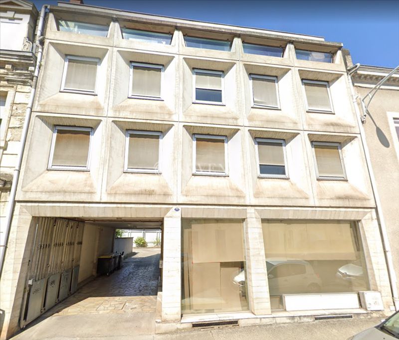 A VENDRE BUREAUX DE 635 M² ENVIRON