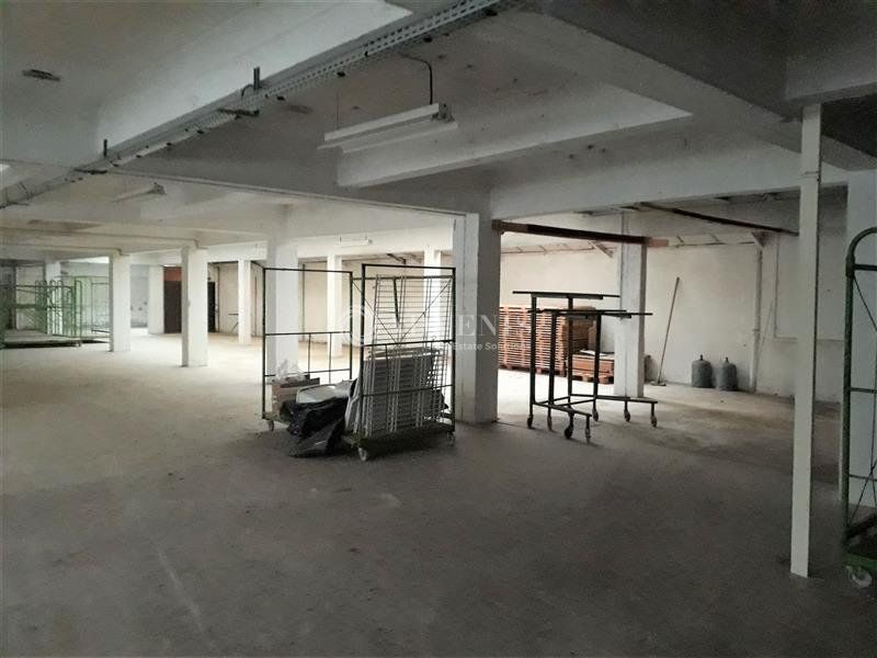 Location bureaux 597 m² non divisibles