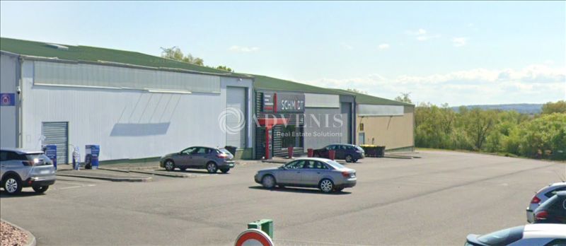 A LOUER LOCAL COMMERCIAL DE 500 M²
