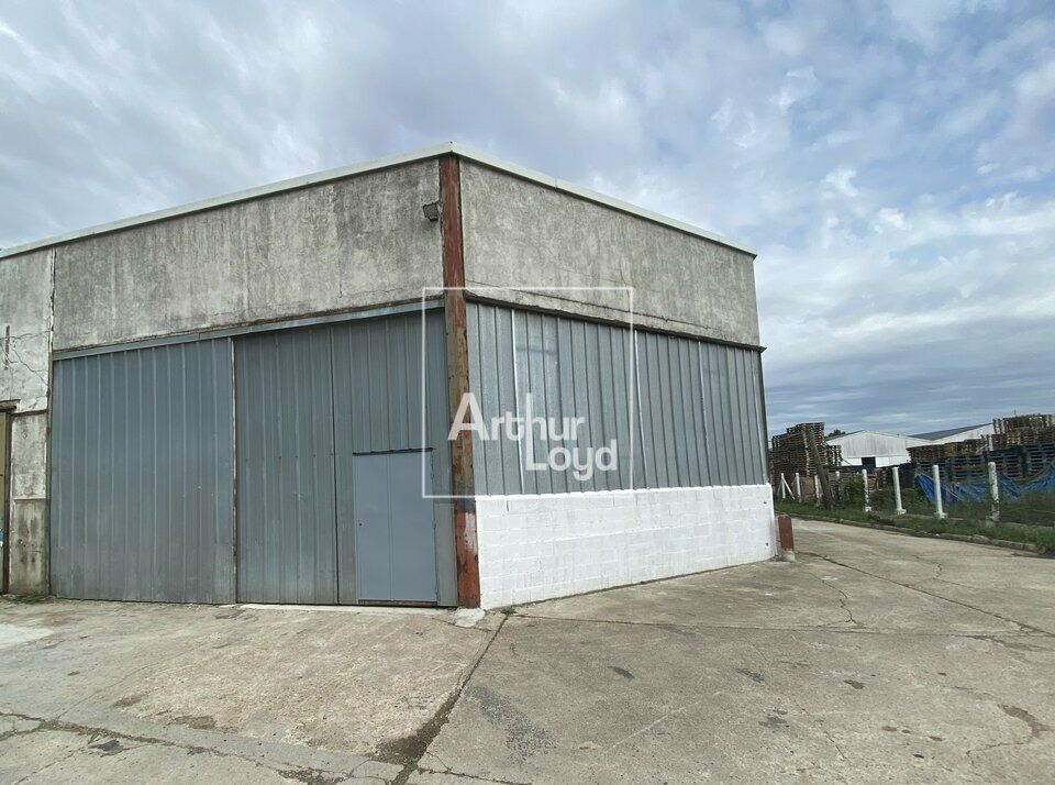 Location local d''activites 103 m² non divisibles