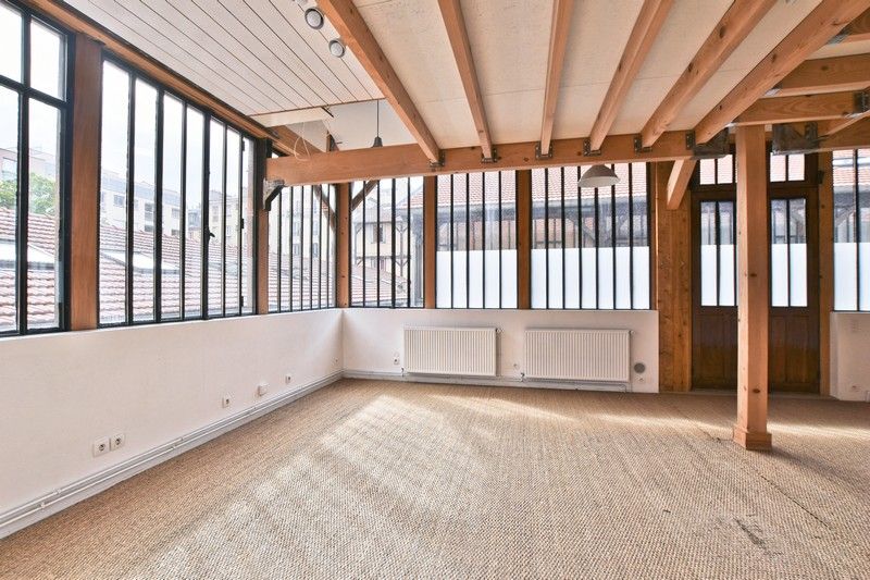 Location bureaux 85 m² non divisibles