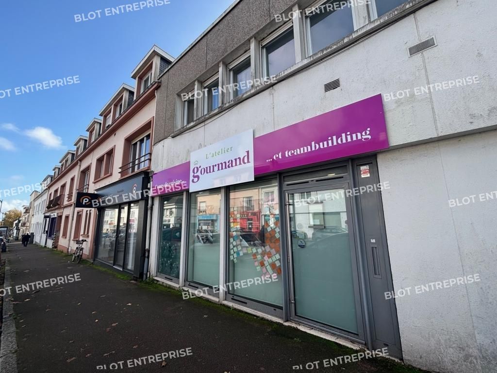 Location bureaux 180 m² non divisibles
