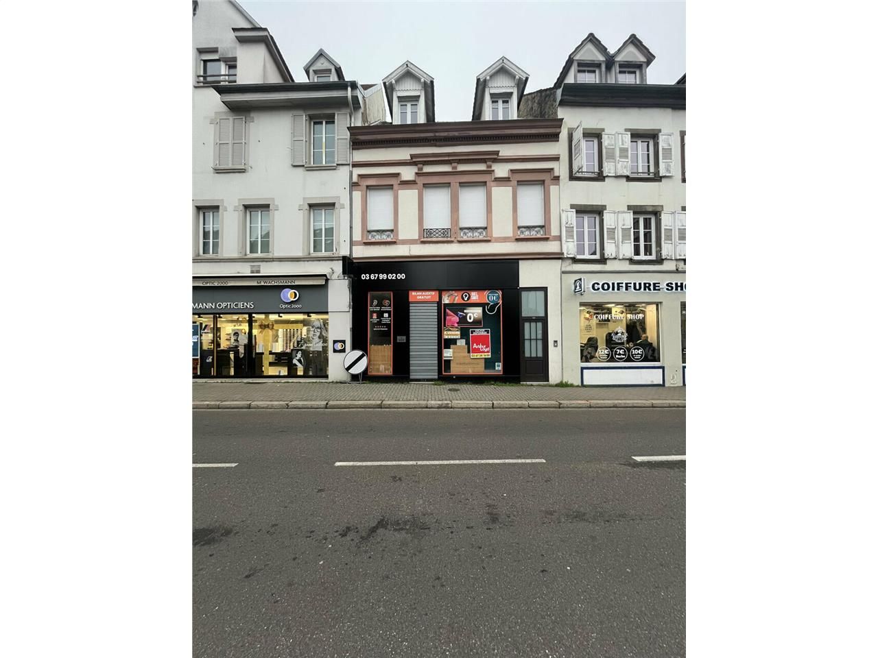 Location local commercial 45 m² non divisibles