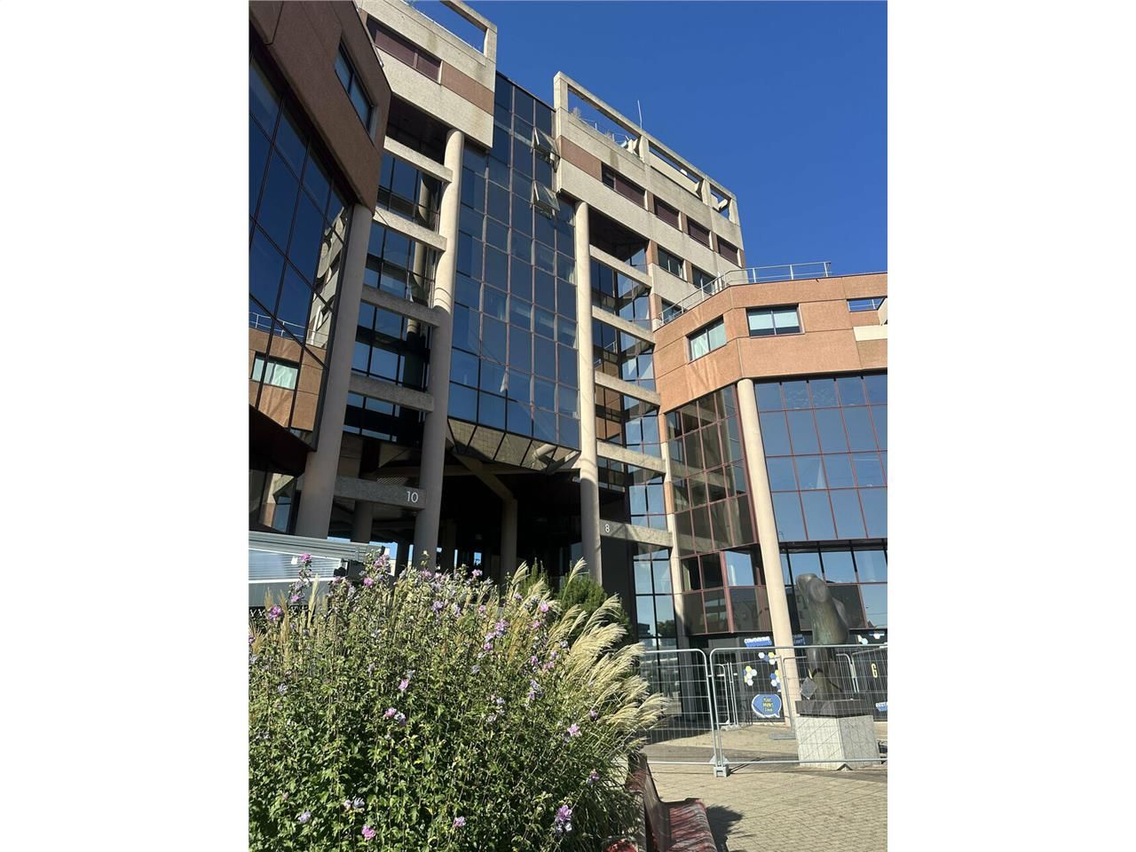 Vente bureaux 435.99 m² non divisibles