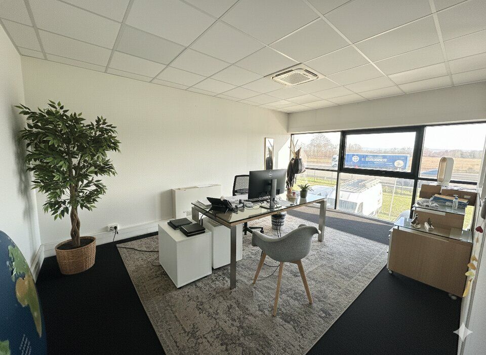 Location bureaux 385 m² non divisibles