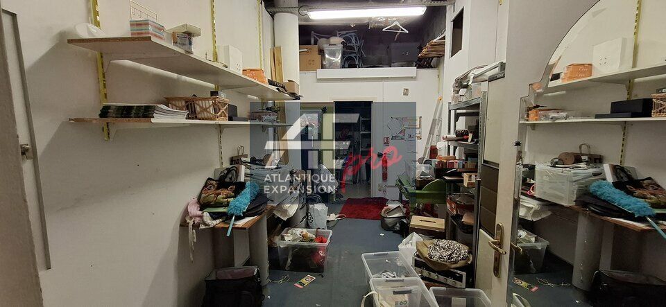 Local commercial avec beau linéaire vitrine à louer en cœur de ville par Atlantique Expansion Pro