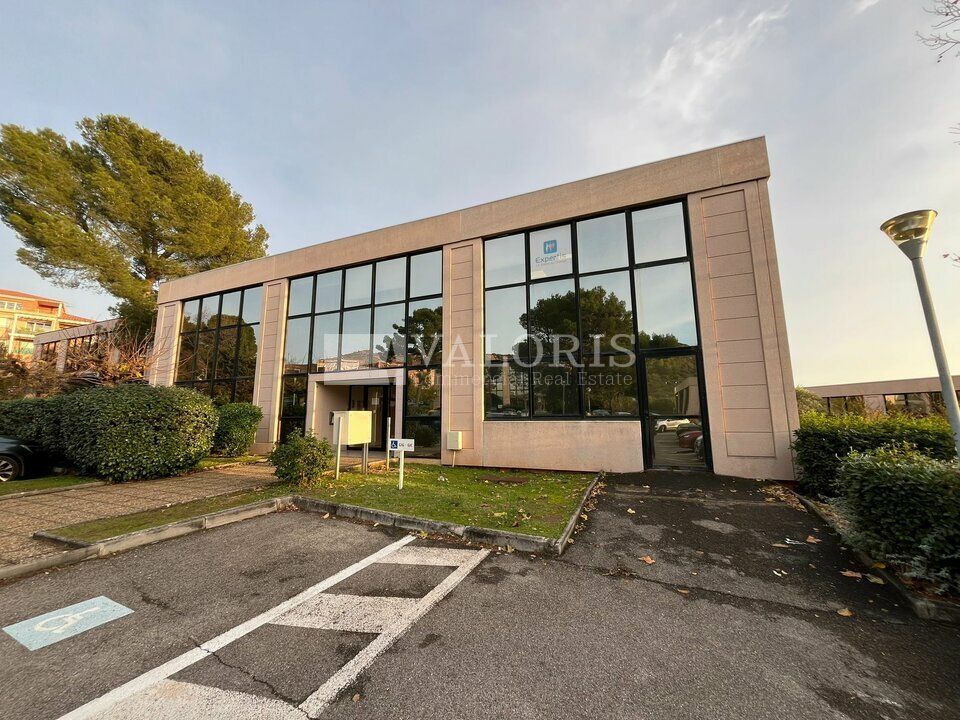Location bureaux 207 m² non divisibles