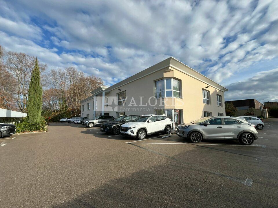 Location bureaux 380 m² non divisibles