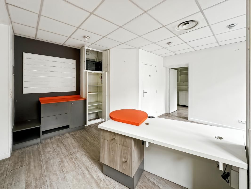 Location local commercial 36 m² non divisibles