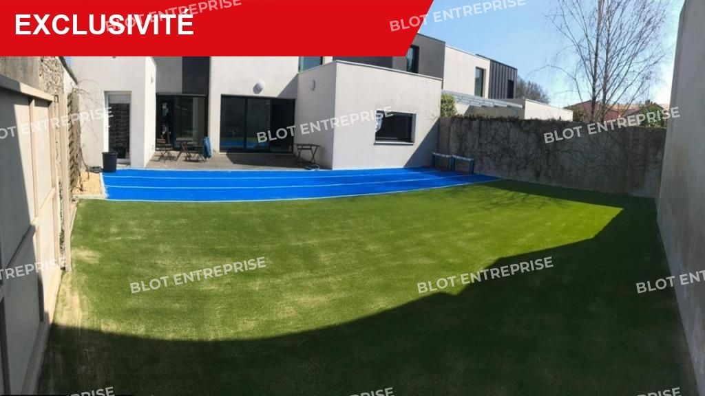 Vente bureaux 158 m² non divisibles