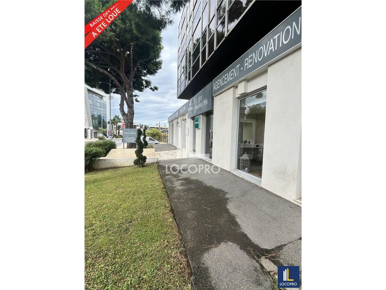 A LOUER - LOCAL COMMERCIAL - Environ 200 M2 - ZAC CAP 3000 