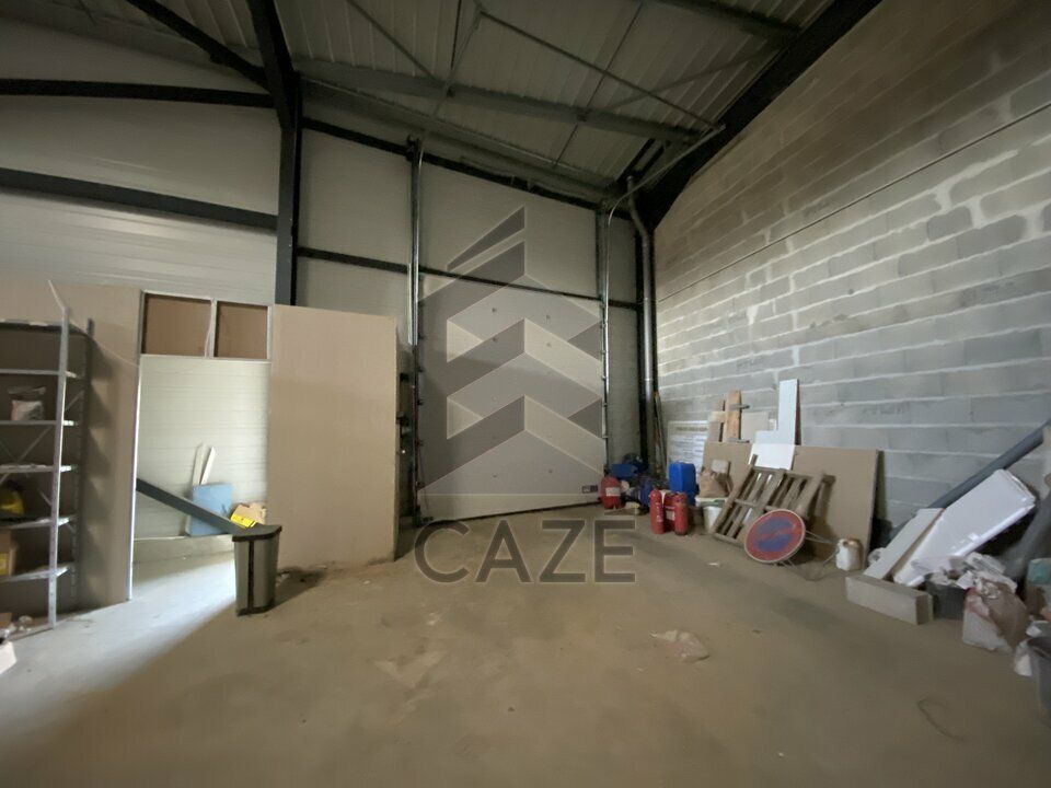 LOCAL D'ACTIVITE - SORTIE 25