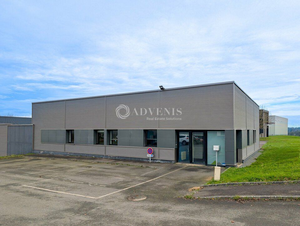 Location local d''activites 280 m² non divisibles