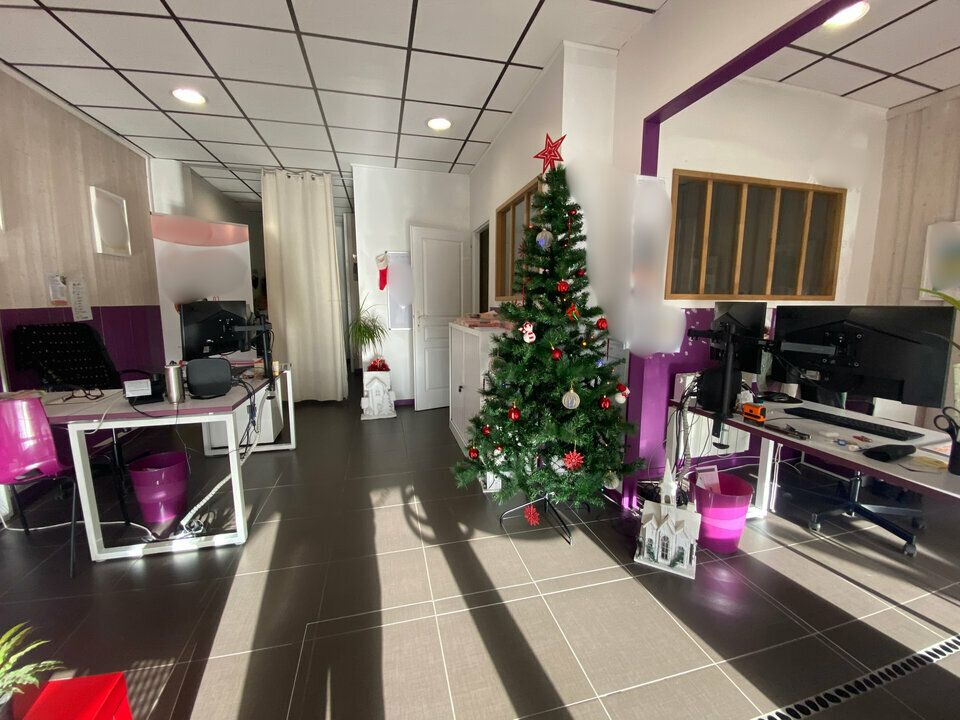 Location local commercial 53 m² non divisibles