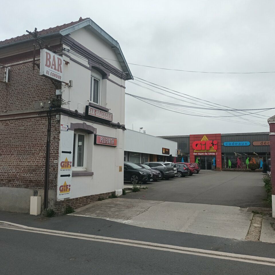 Vente local commercial 3371 m² non divisibles