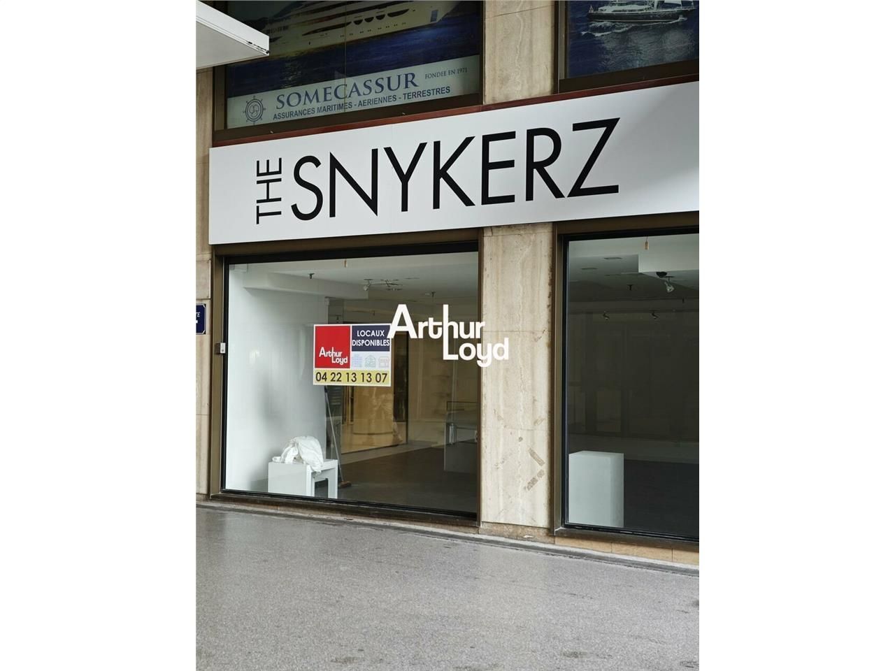 LOCAL COMMERCIAL ERP A LOUER DE 75 M² A CANNES