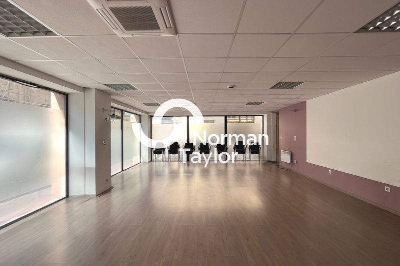 Location bureaux 279.66 m² non divisibles