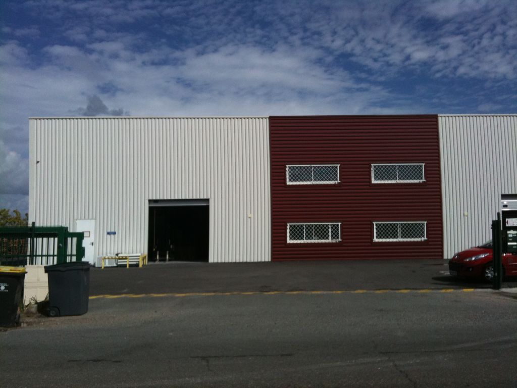 572 m² dispo à Beychac-et-caillau