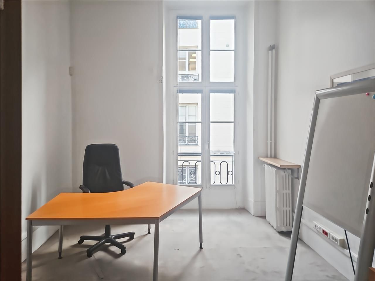 Location bureaux 60 m² non divisibles
