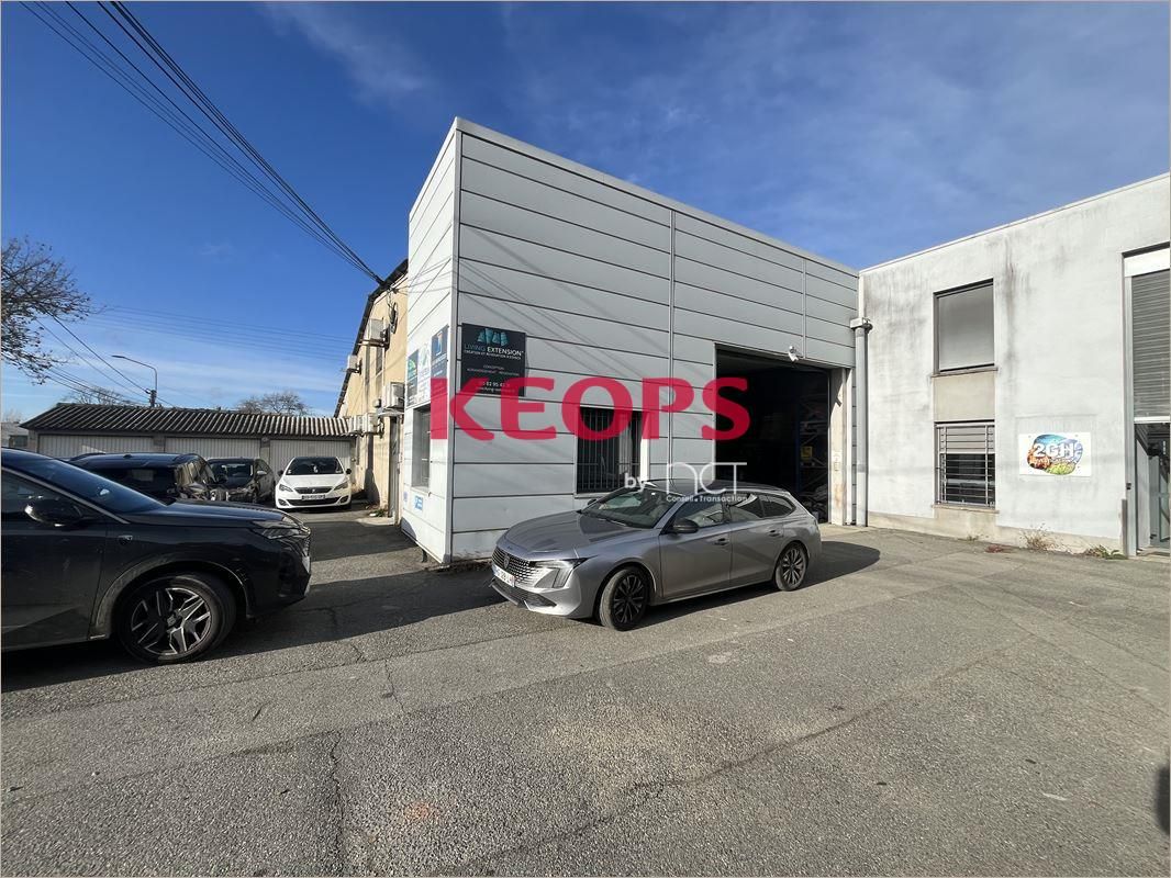 Location Locaux d'activité 216 m² non divisibles