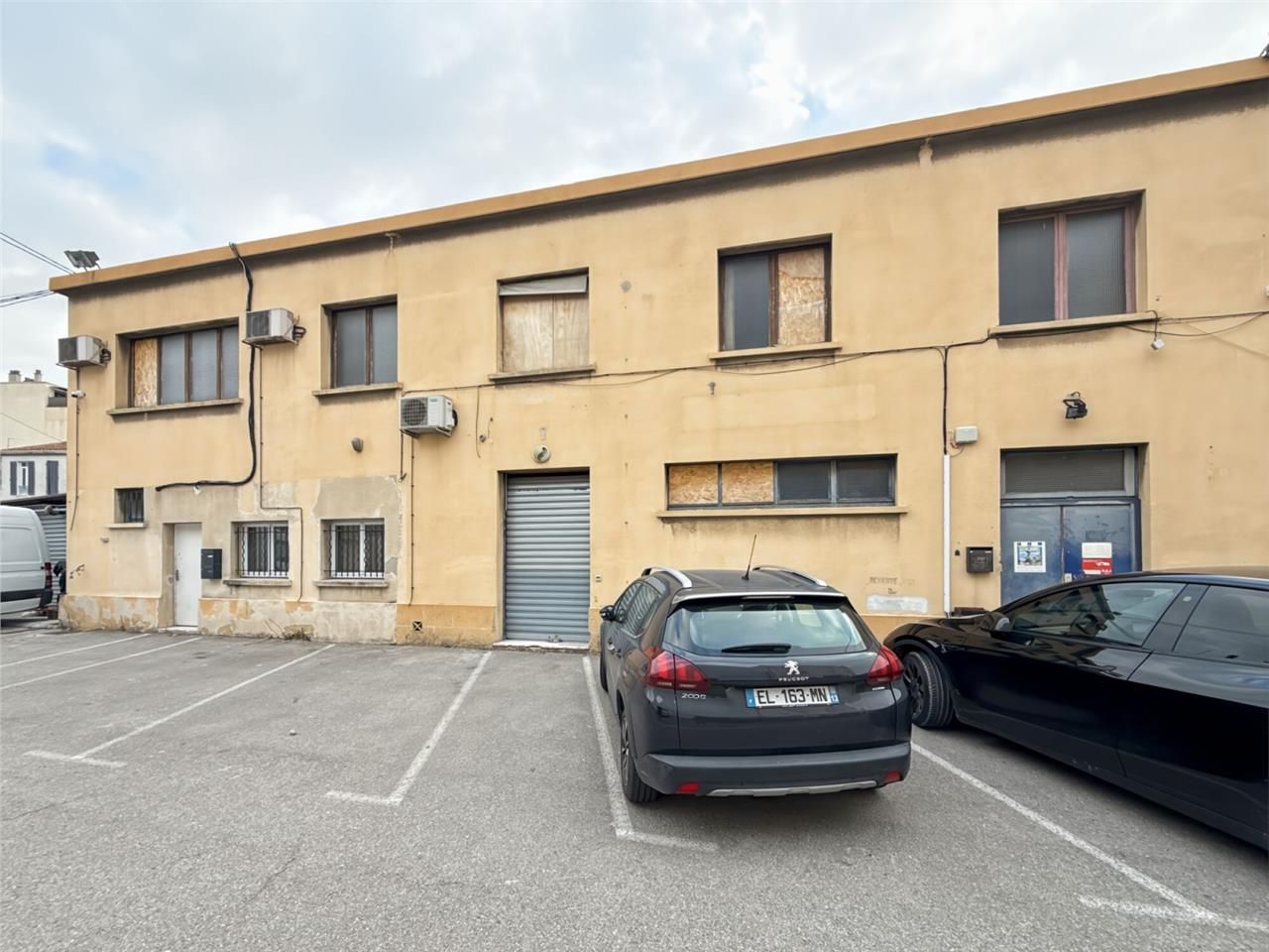 Location bureaux 227 m² à Marseille 14ème