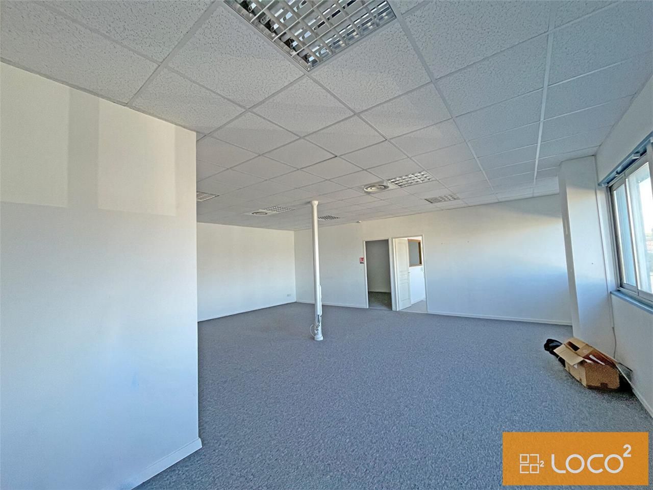 Vente bureaux 82.00 m² à PECHBONNIEU