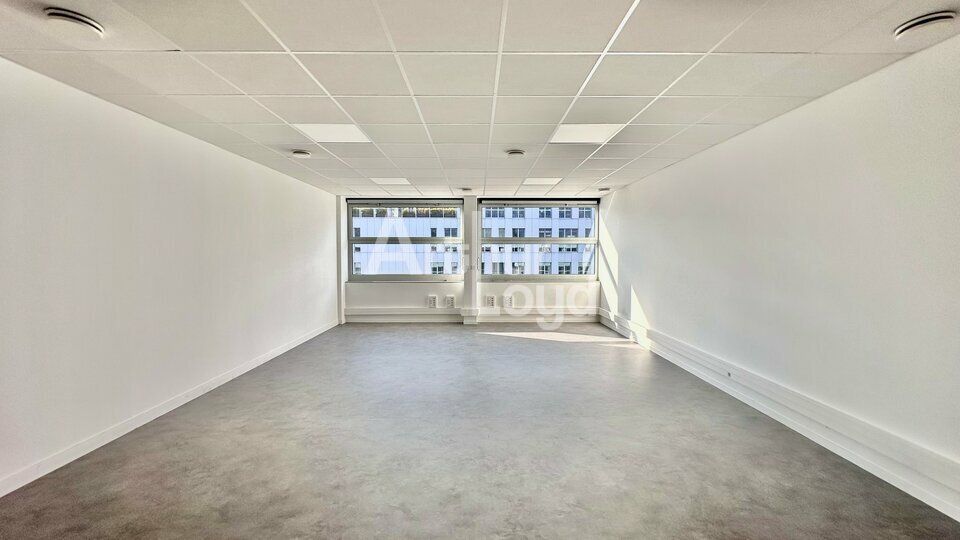 A LOUER - BUREAUX DE 46m2 - TECHNOLAC